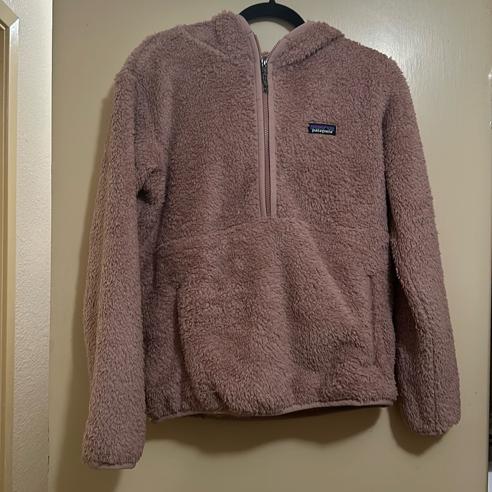 - Patagonia Womens Los Gatos Hooded Pullover- Basically New